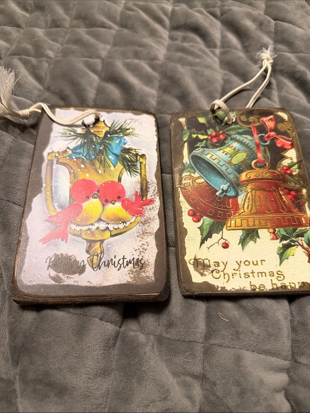 Holiday Wooden Gift Tags with Red and Yellow Bird Illustration - Unbranded